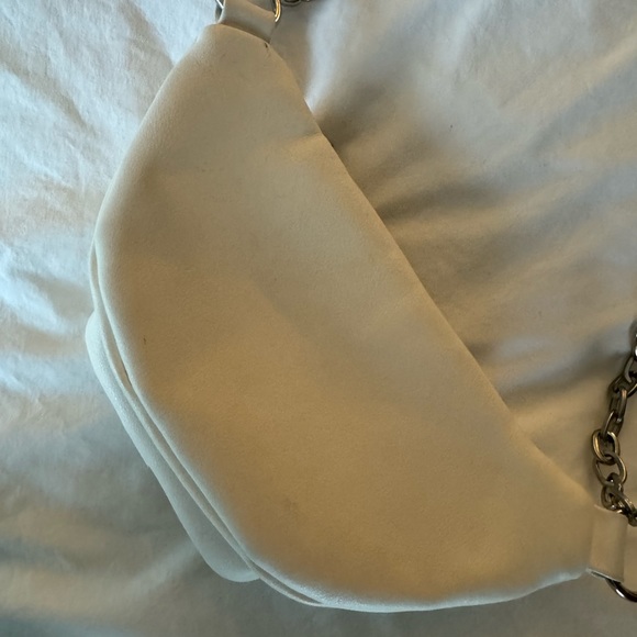 Fanny pack from UO - Picture 5 of 8